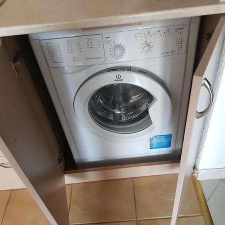 Apartamento студио център 2 *