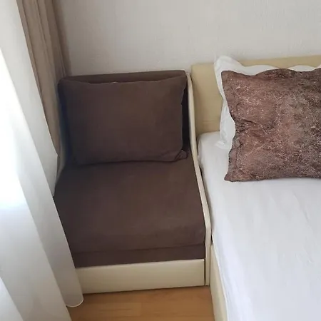 студио център 2 * 산단스키